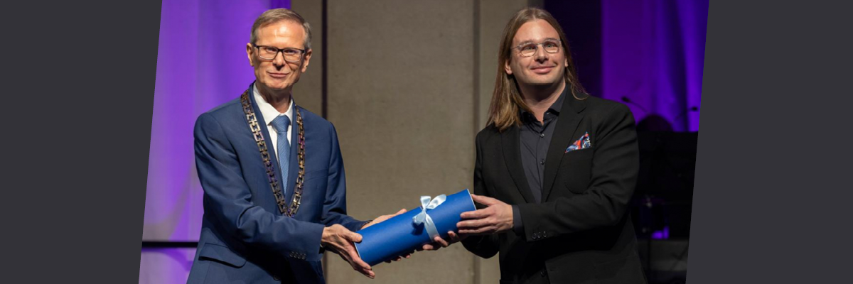 Alessandro Carlotto receives the ETH Zurich Latsis Prize